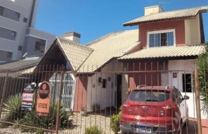 Casa com 3 quartos em Pagani, Palhoça